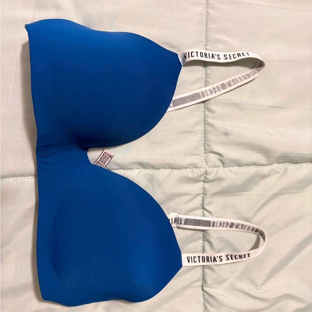 Victoria's Secret Royal Blue Molded T-Shirt Bra